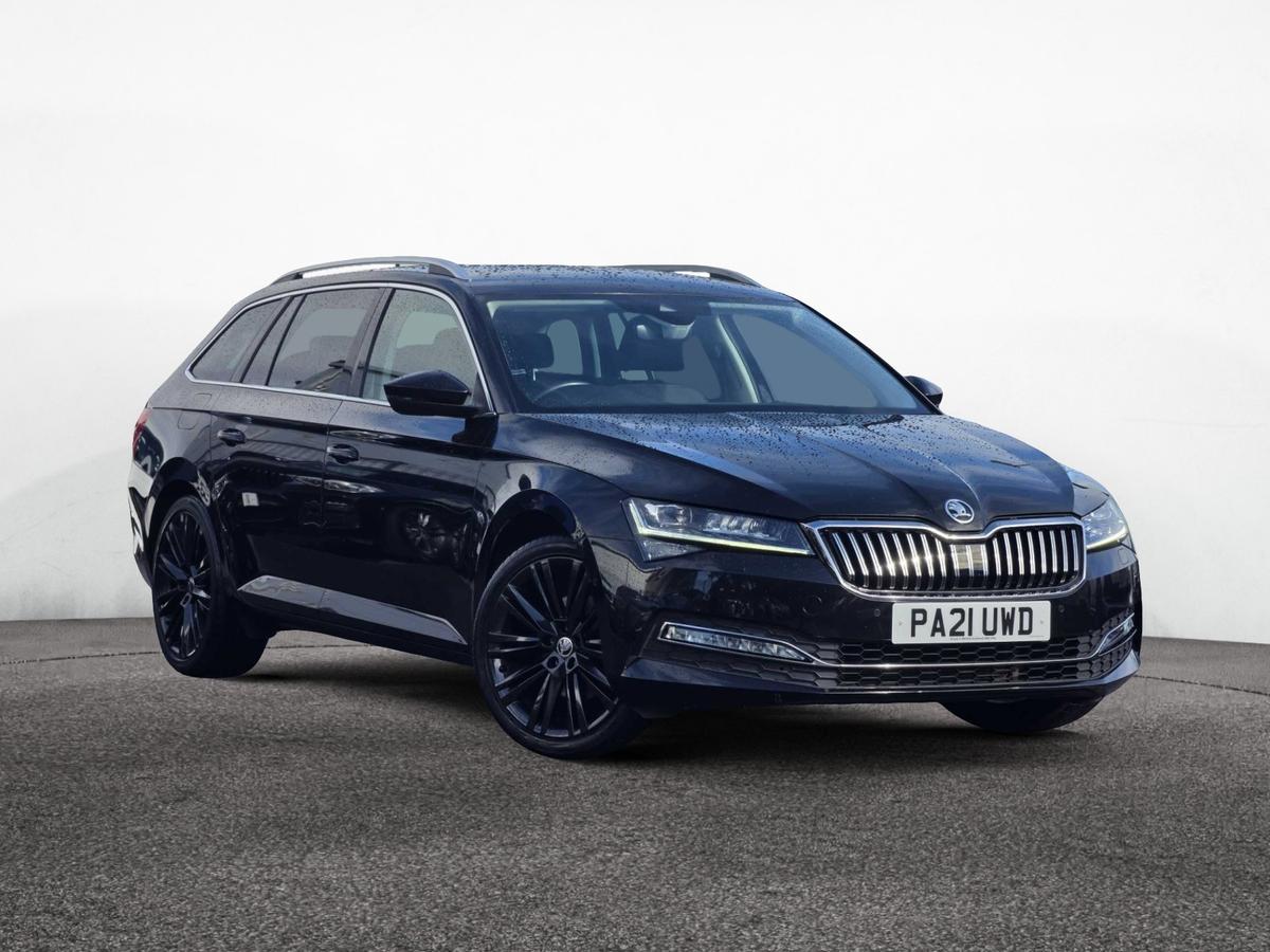 Main listing image - Skoda Superb