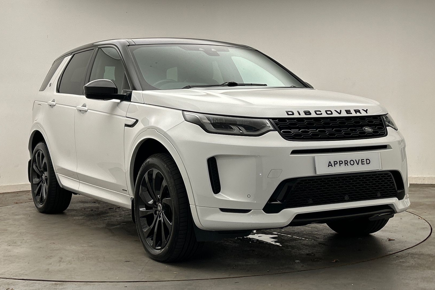Main listing image - Land Rover Discovery Sport