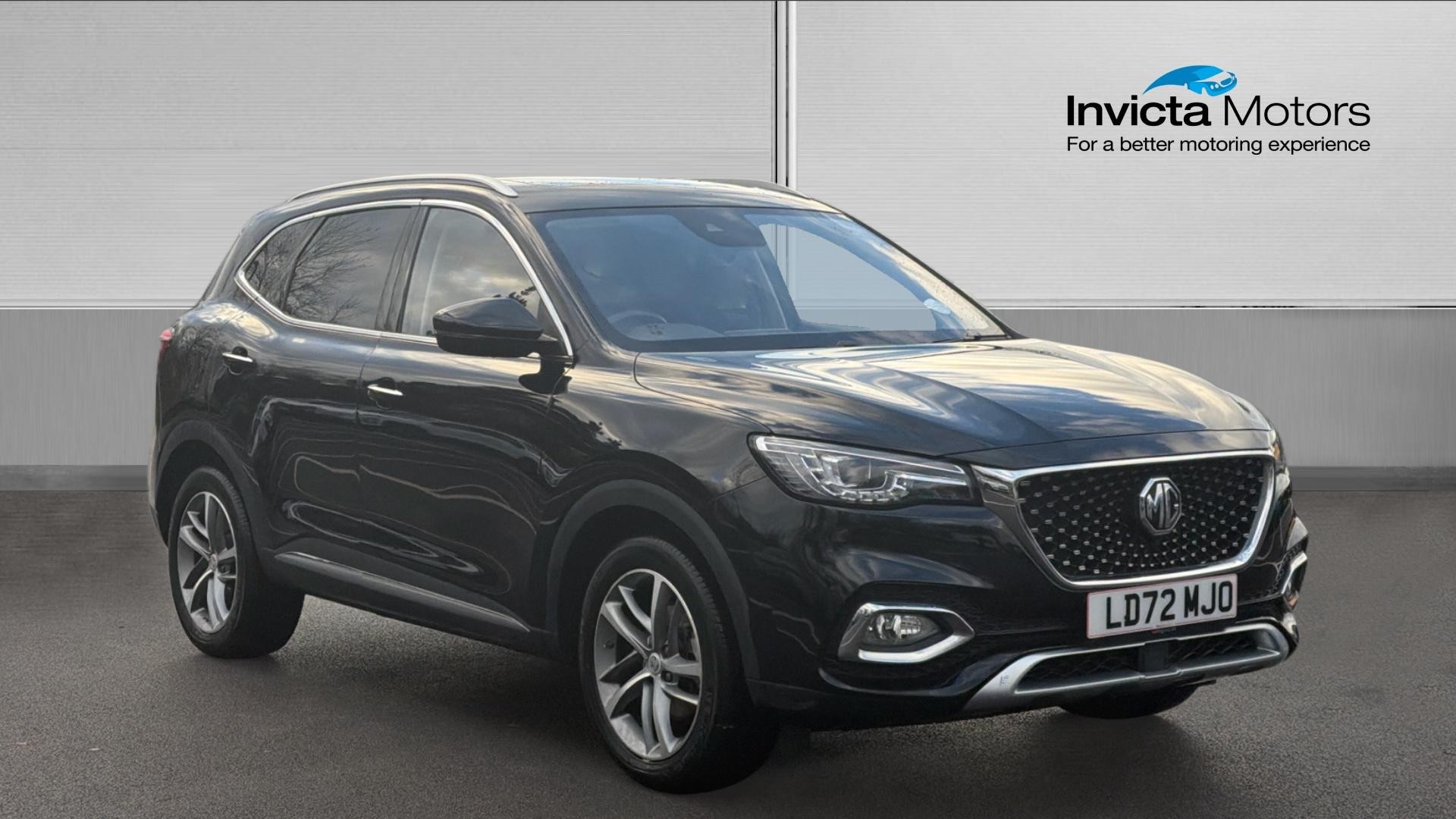 Main listing image - MG HS