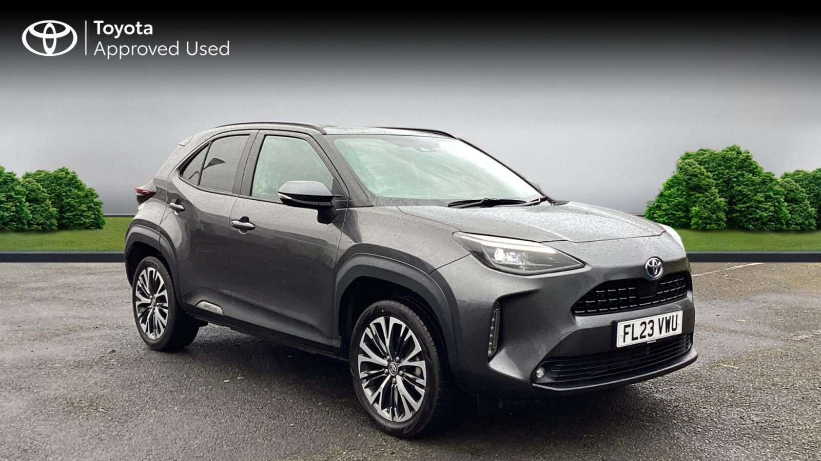 Main listing image - Toyota Yaris Cross