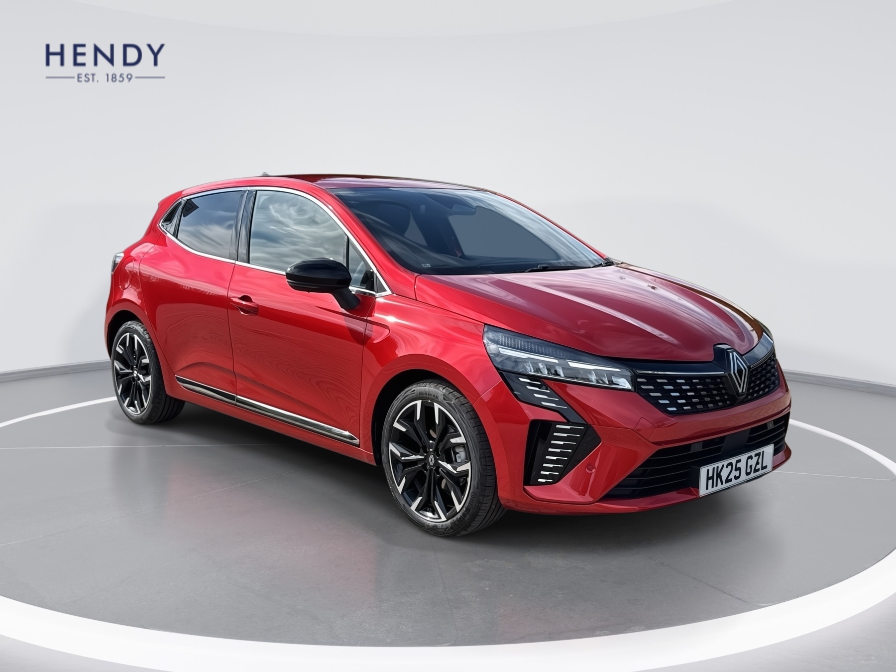 Main listing image - Renault Clio