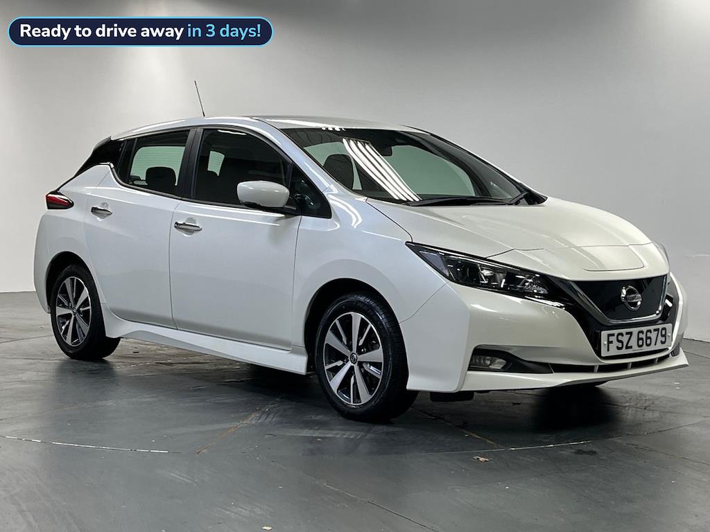 Main listing image - Nissan Leaf