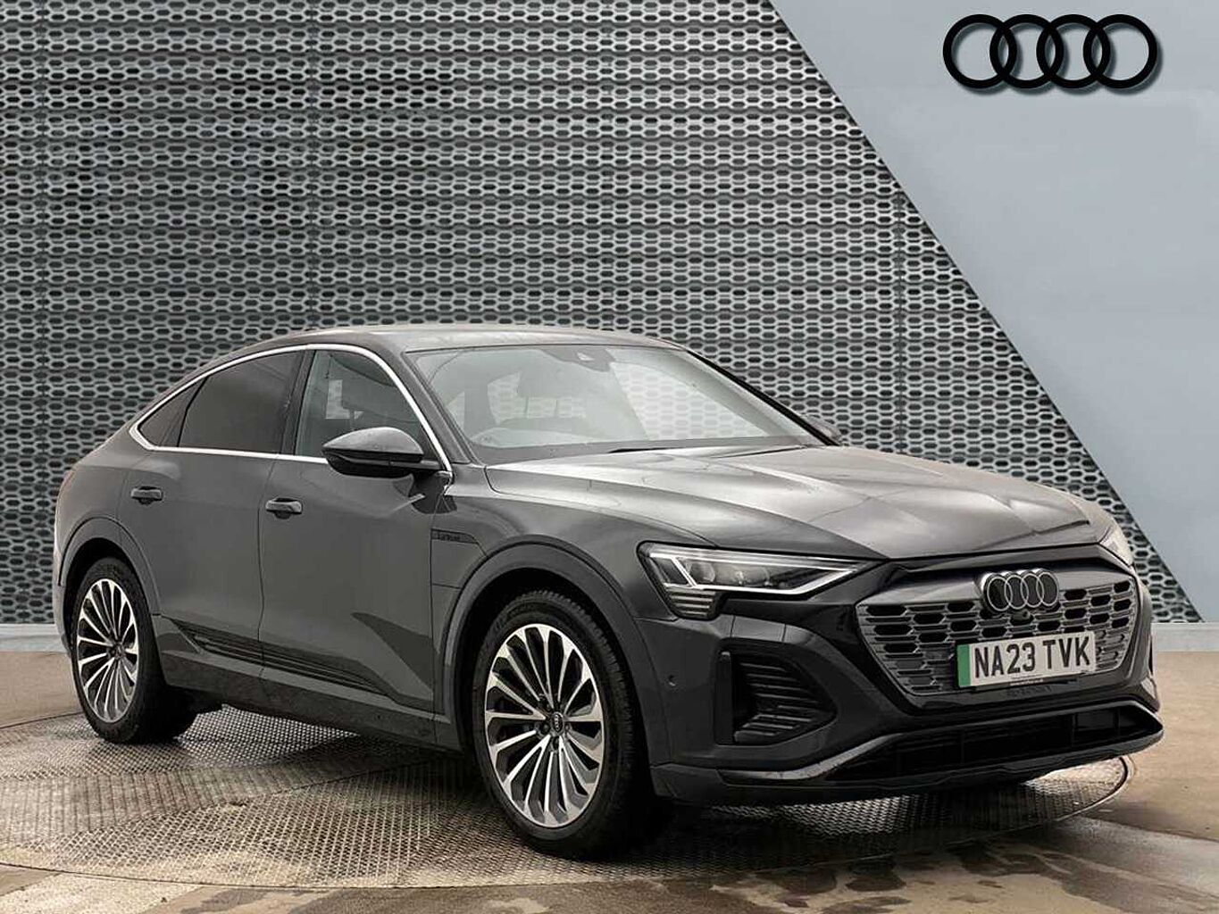 Main listing image - Audi Q8