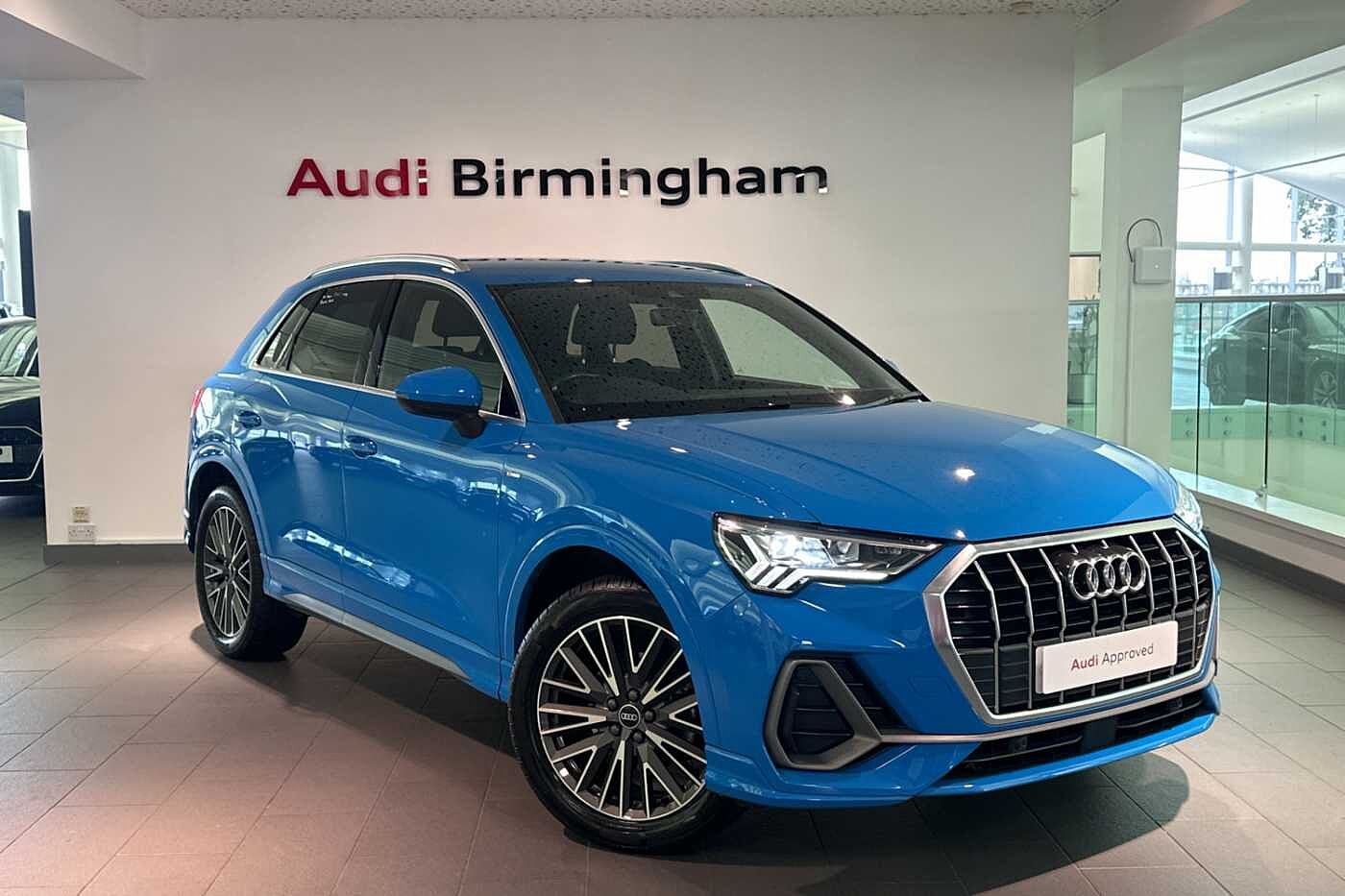 Main listing image - Audi Q3