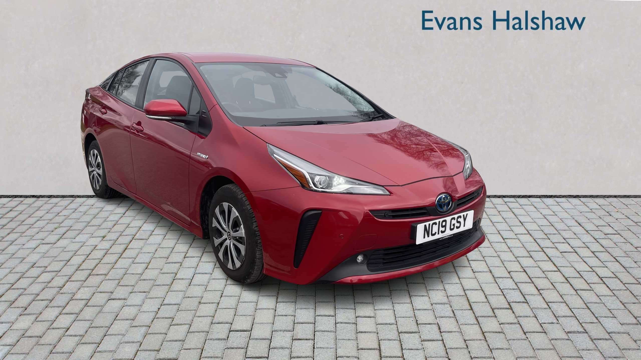 Main listing image - Toyota Prius