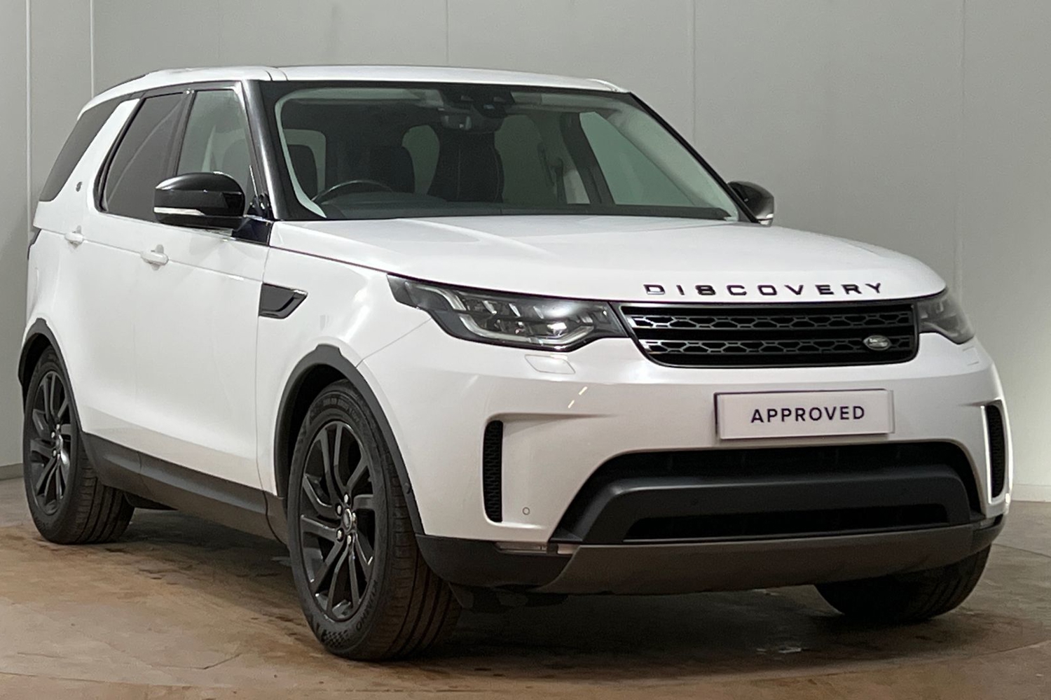 Main listing image - Land Rover Discovery