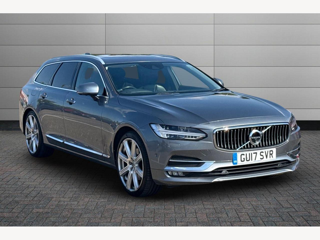 Main listing image - Volvo V90