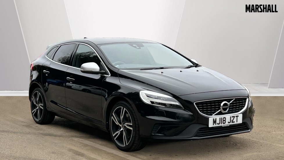 Main listing image - Volvo V40