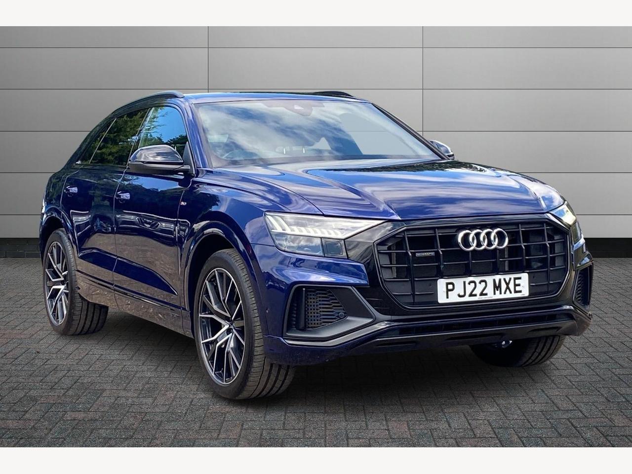Main listing image - Audi Q8