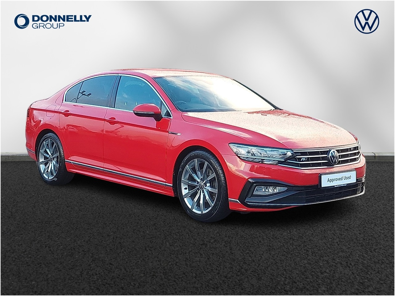 Main listing image - Volkswagen Passat