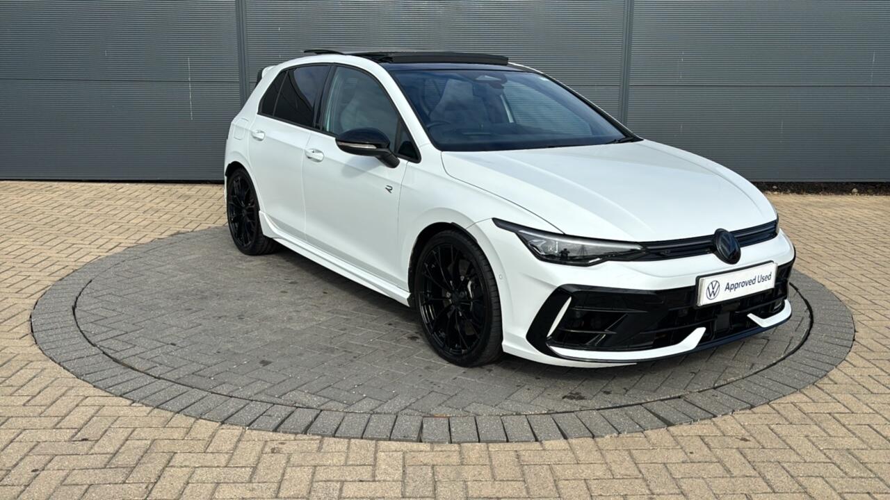Main listing image - Volkswagen Golf