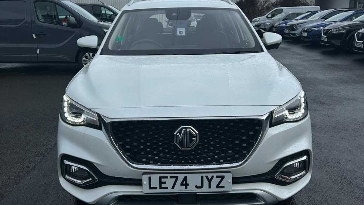 Main listing image - MG HS