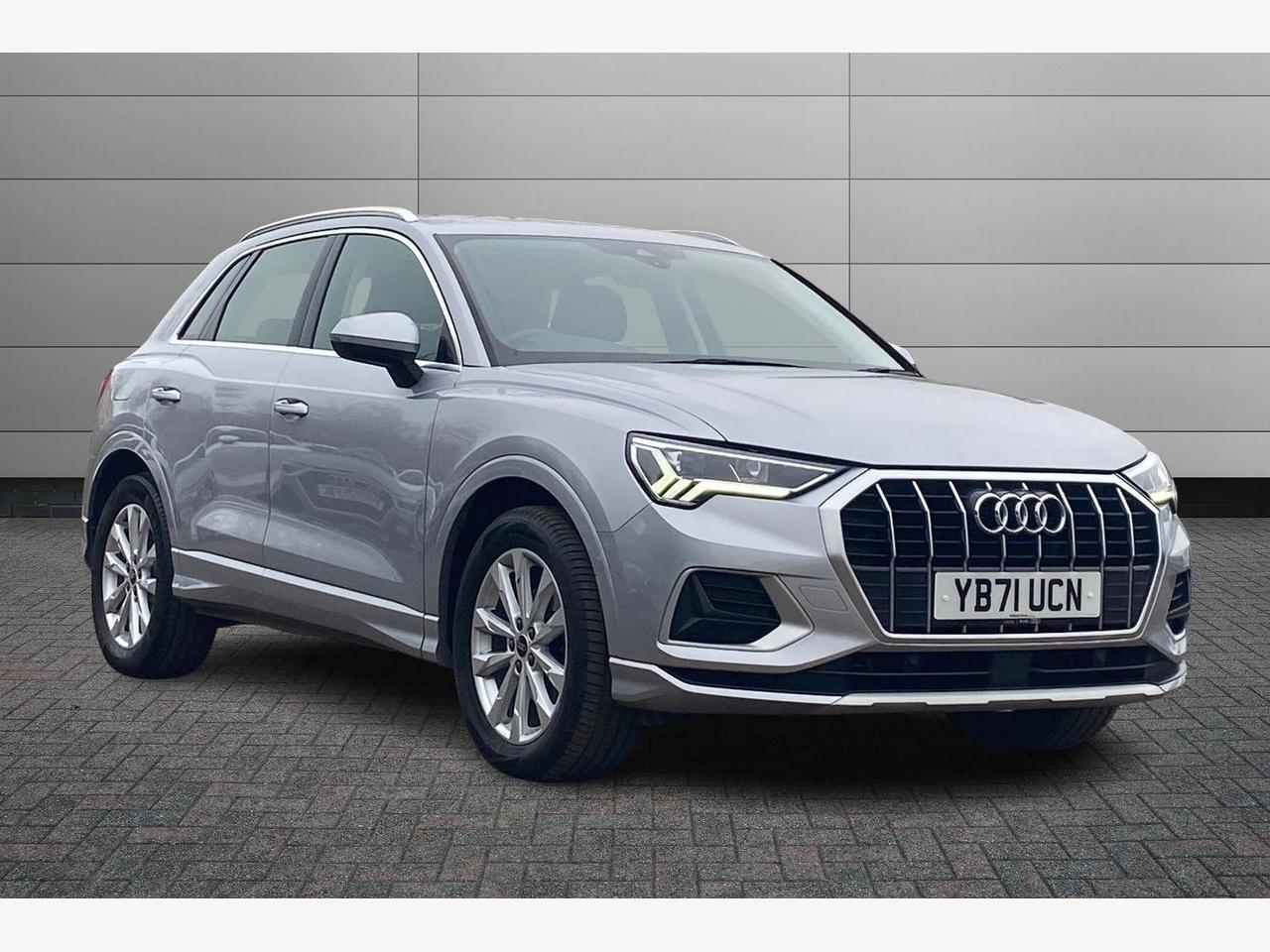 Main listing image - Audi Q3