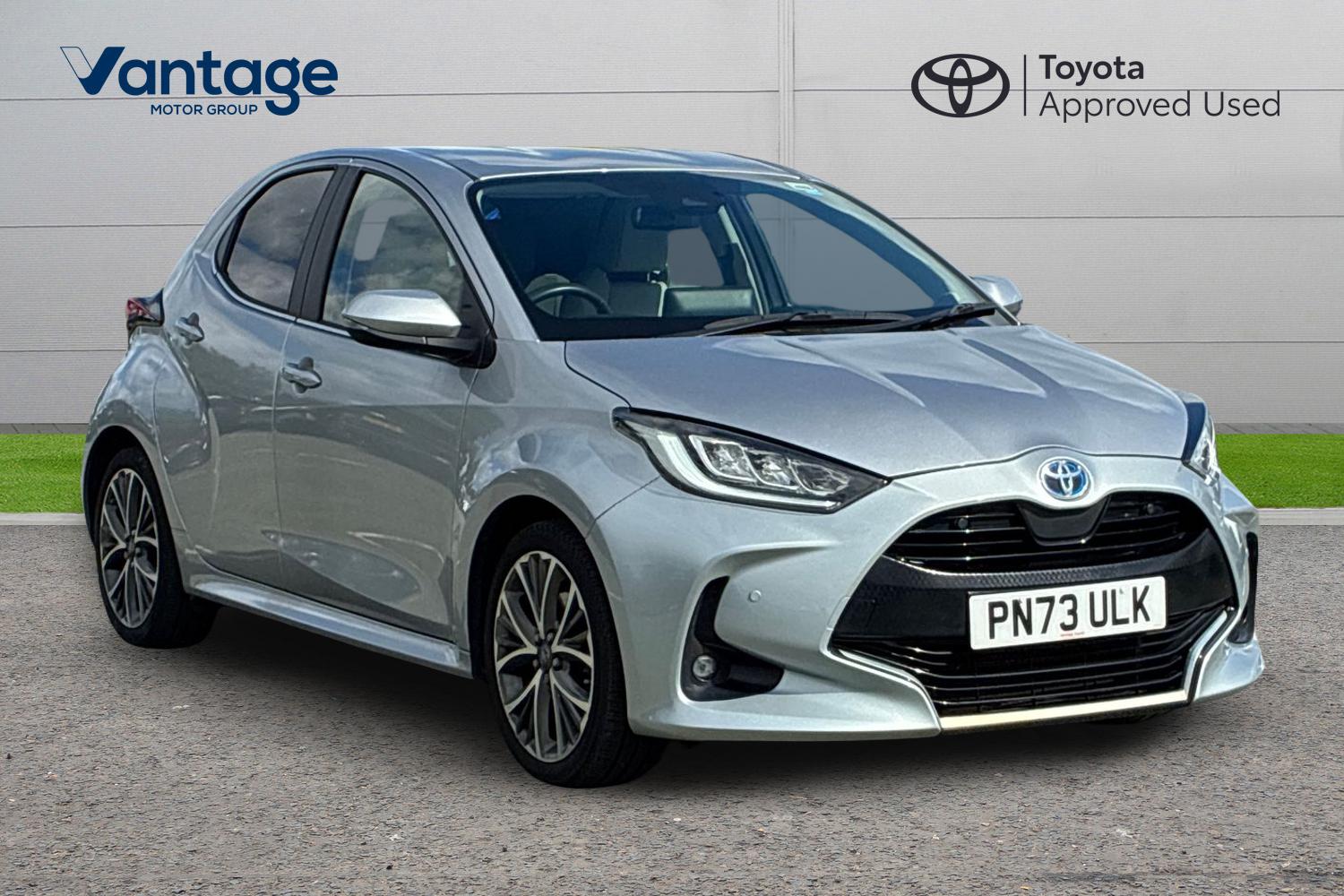 Main listing image - Toyota Yaris