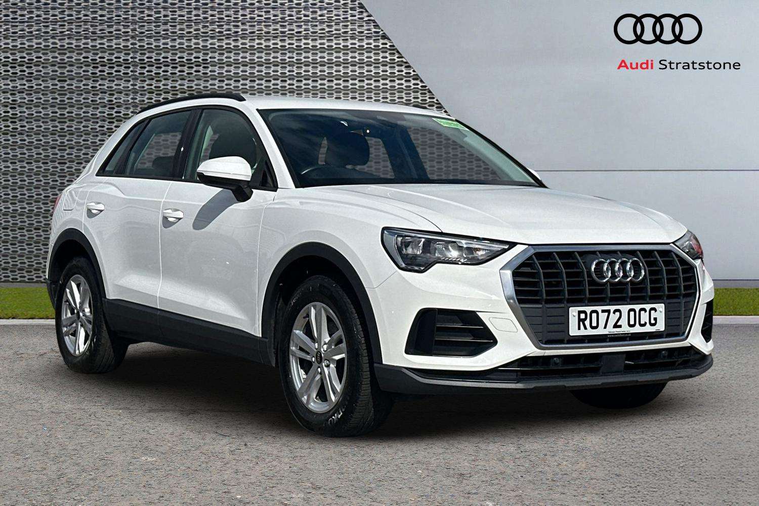 Main listing image - Audi Q3
