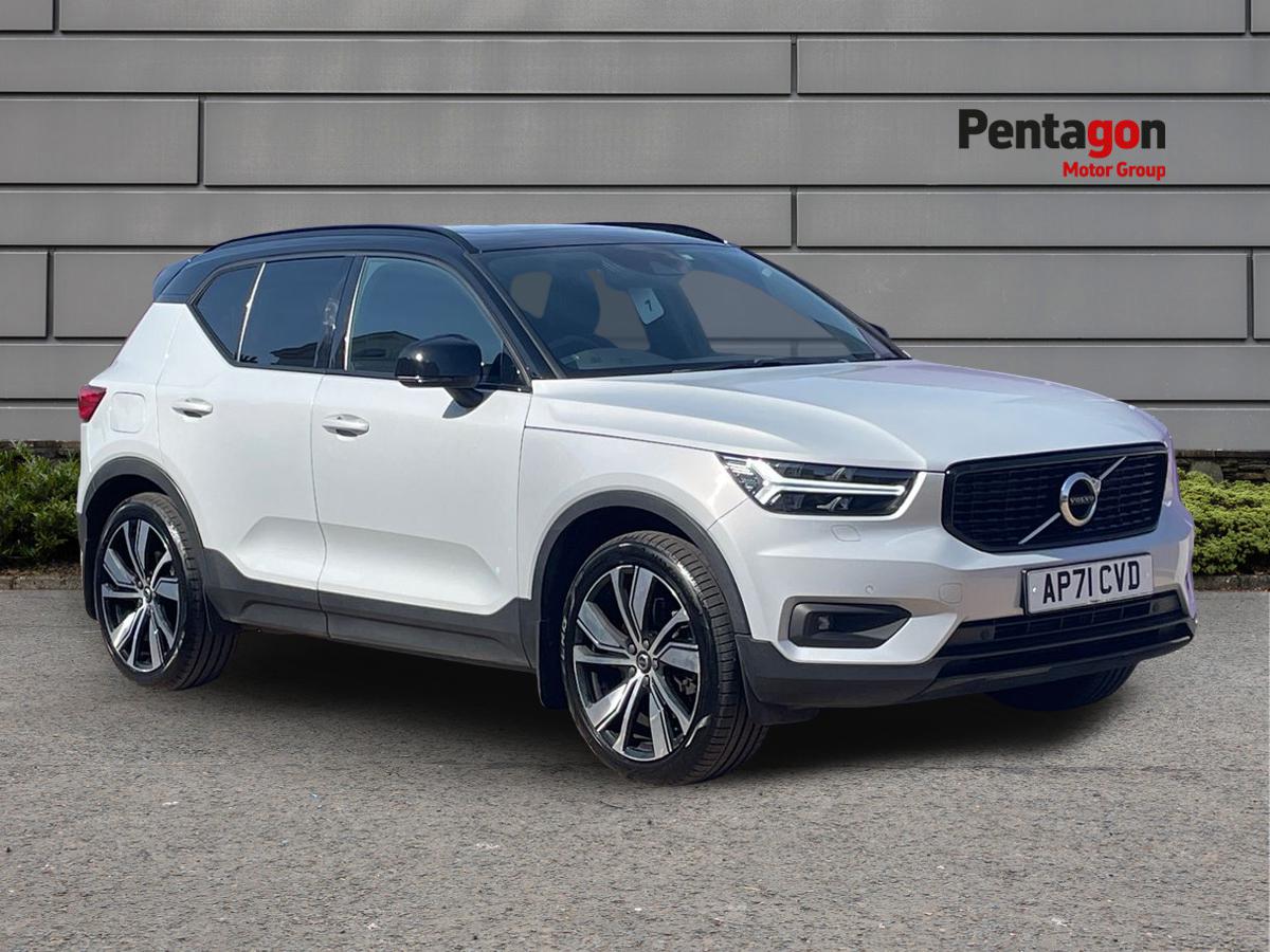 Main listing image - Volvo XC40