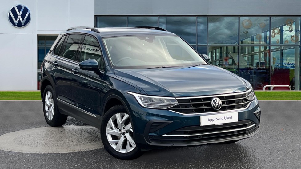 Main listing image - Volkswagen Tiguan