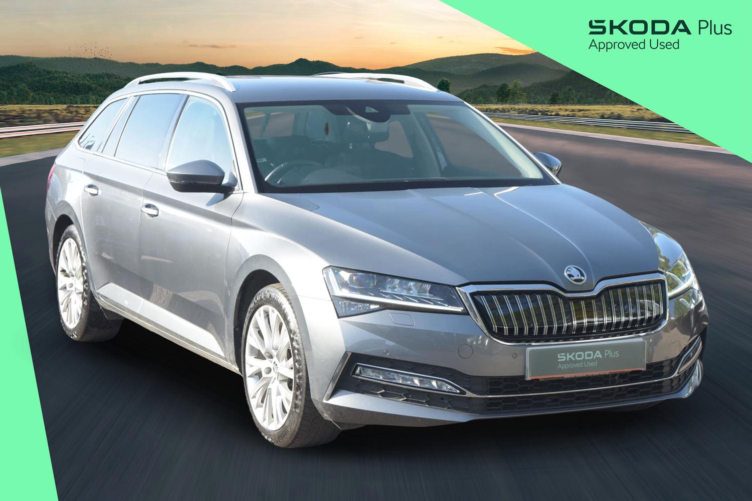 Main listing image - Skoda Superb