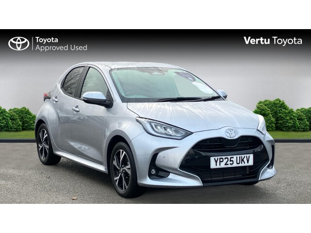Main listing image - Toyota Yaris