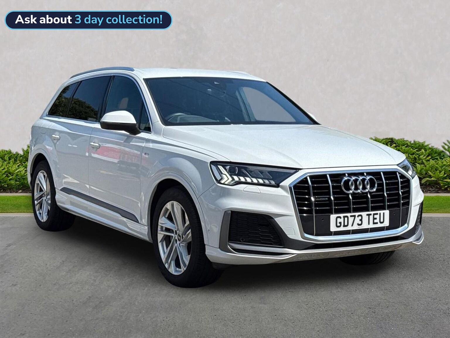 Main listing image - Audi Q7