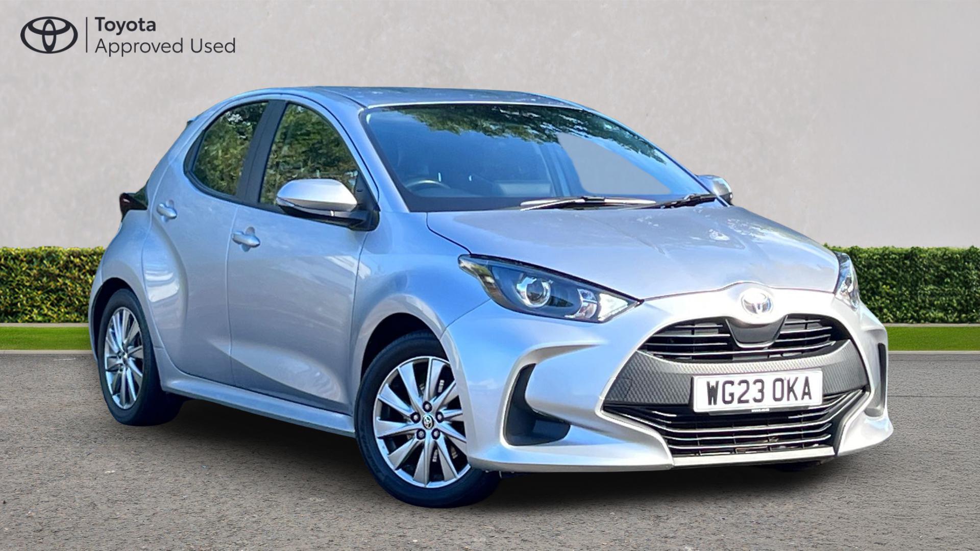 Main listing image - Toyota Yaris