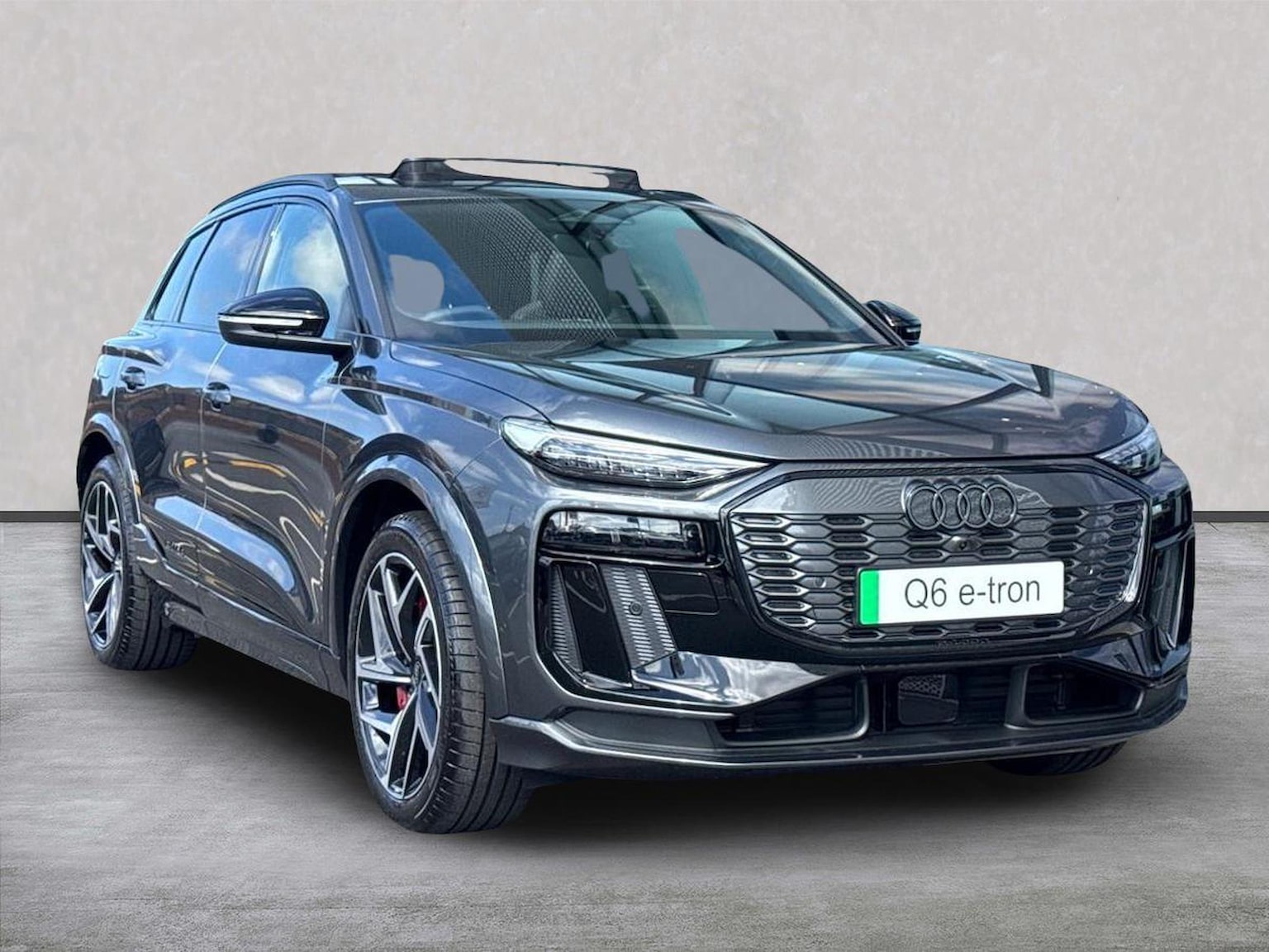 Main listing image - Audi Q6