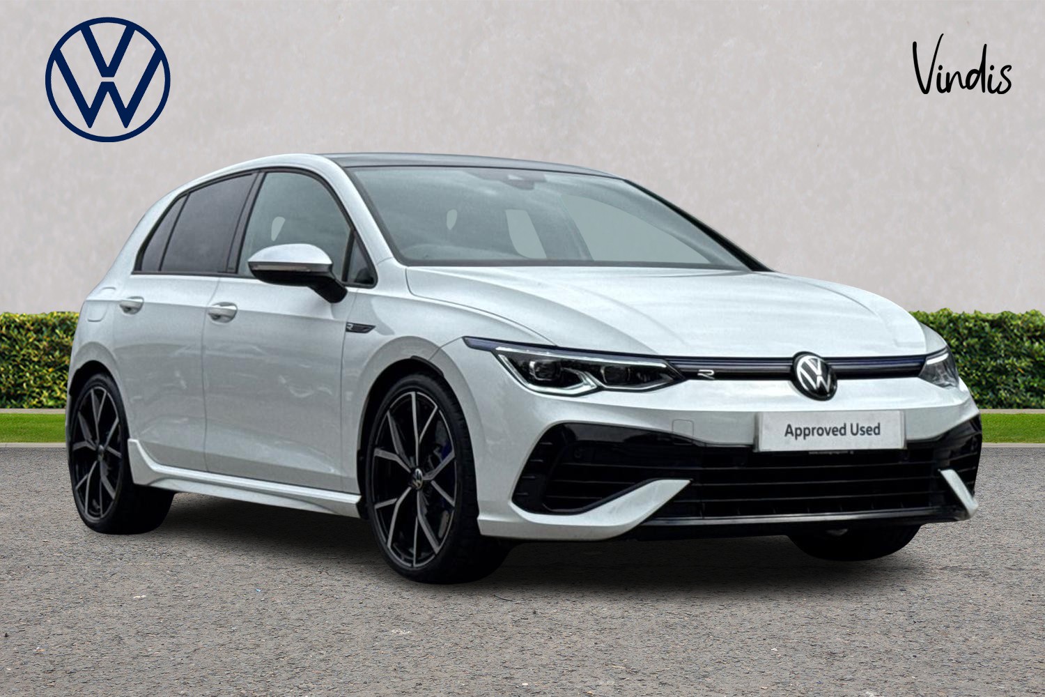 Main listing image - Volkswagen Golf R