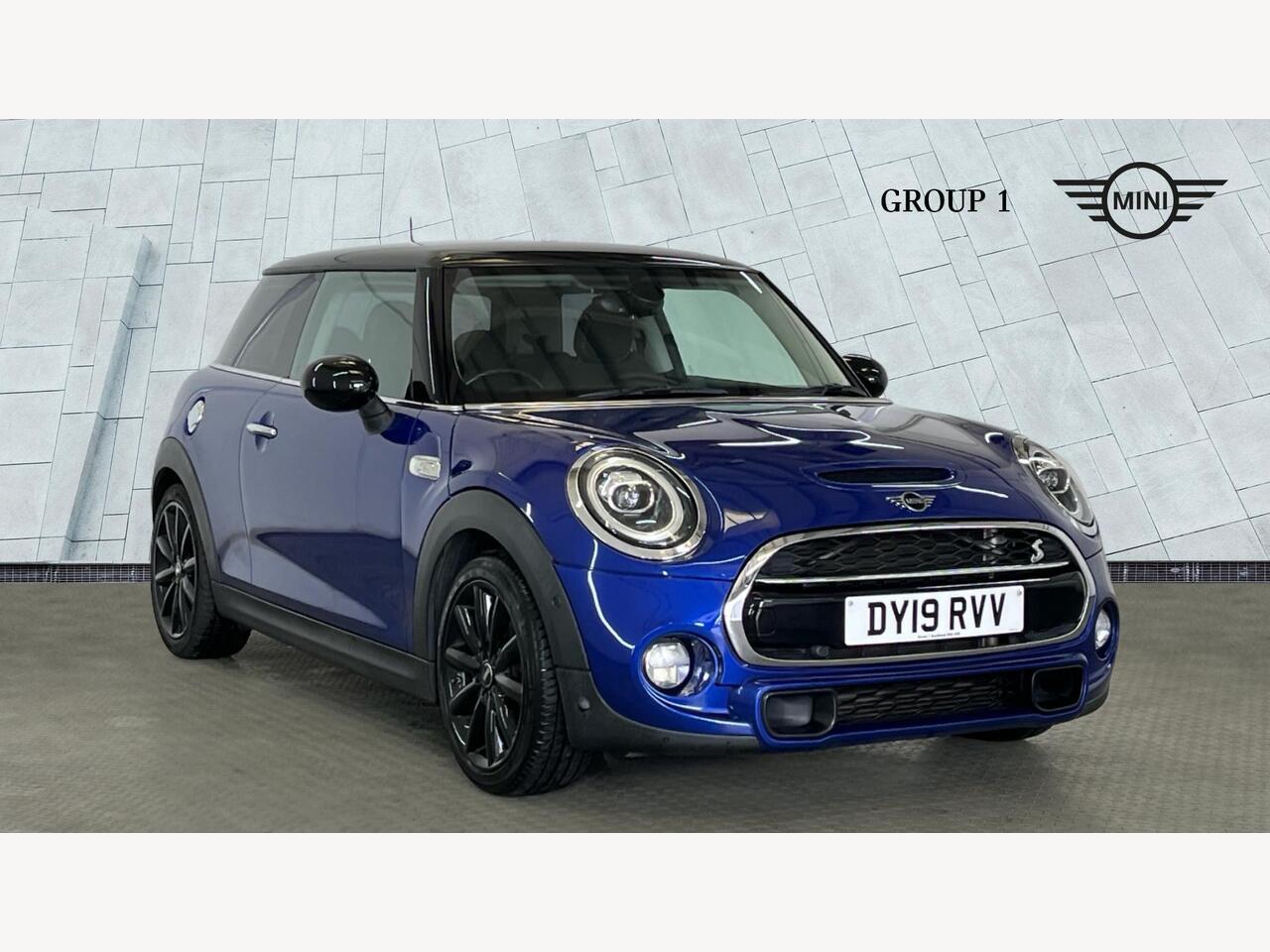 Main listing image - MINI Hatchback