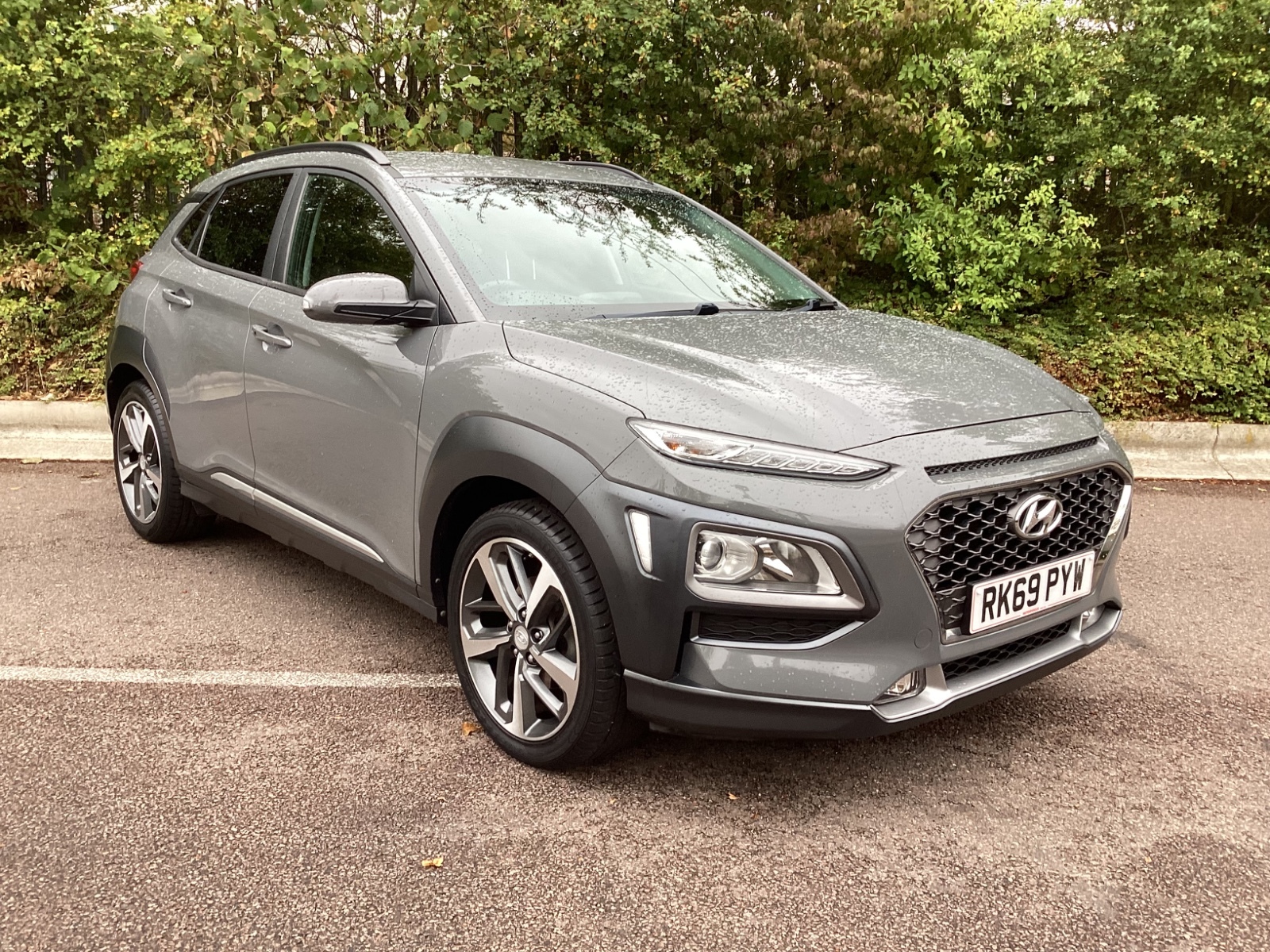 Main listing image - Hyundai Kona