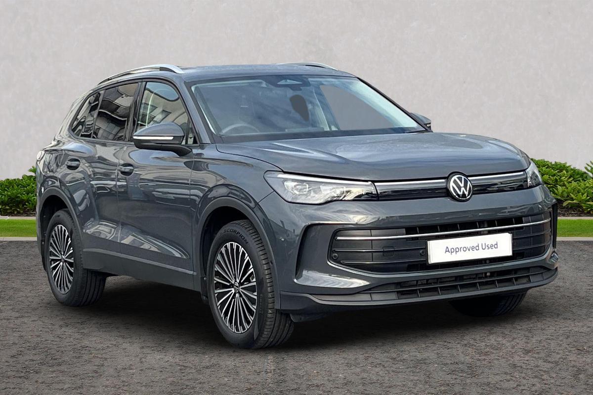Main listing image - Volkswagen Tiguan