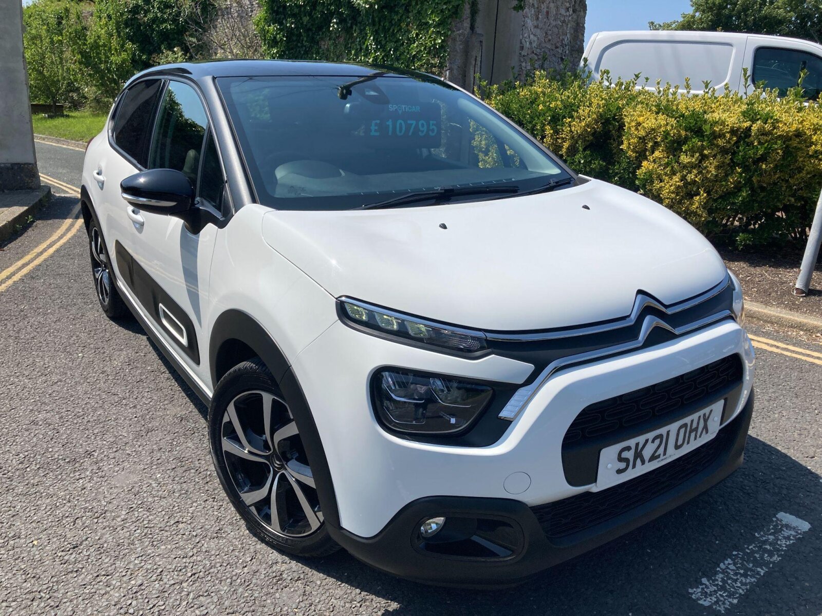 Main listing image - Citroen C3