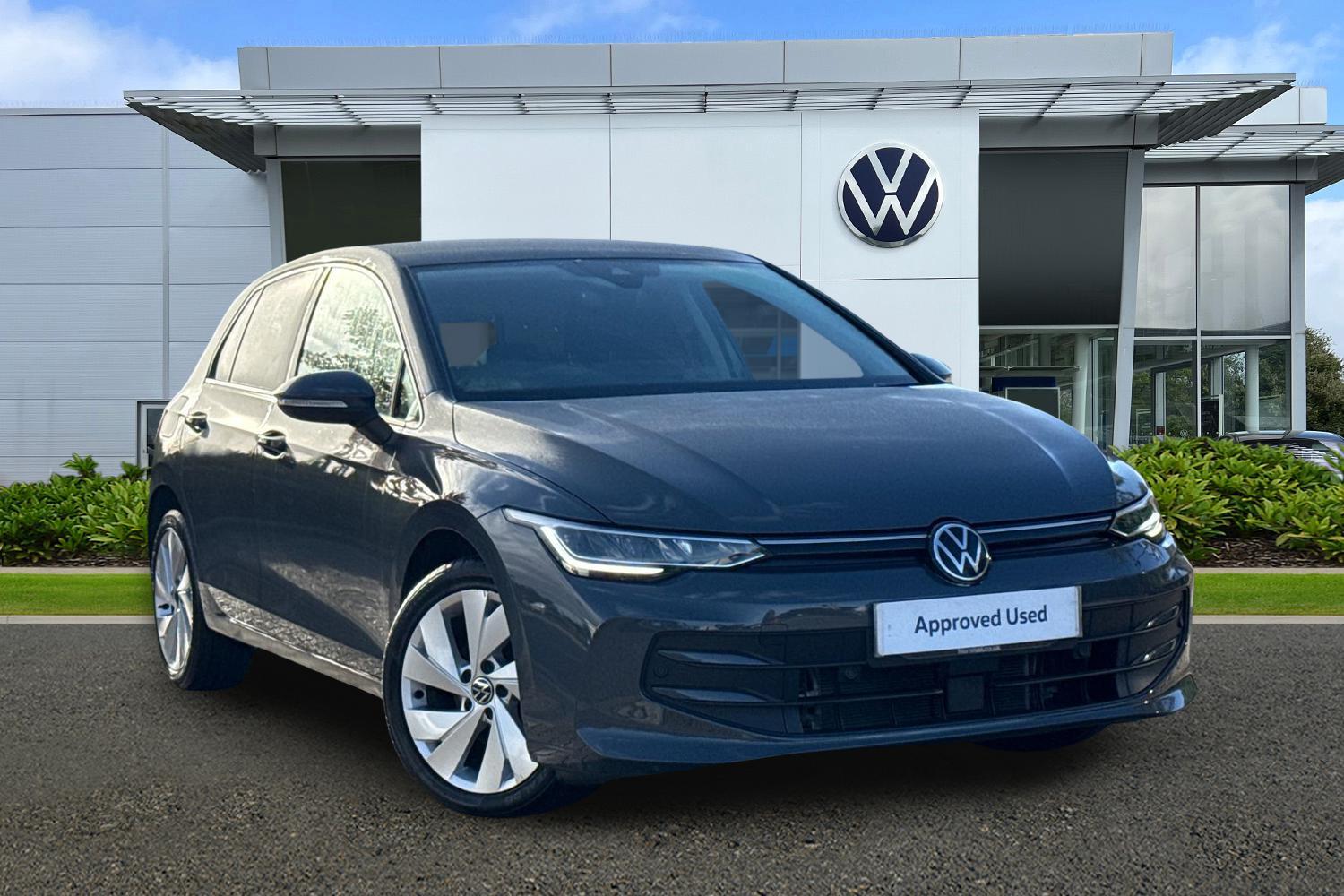 Main listing image - Volkswagen Golf