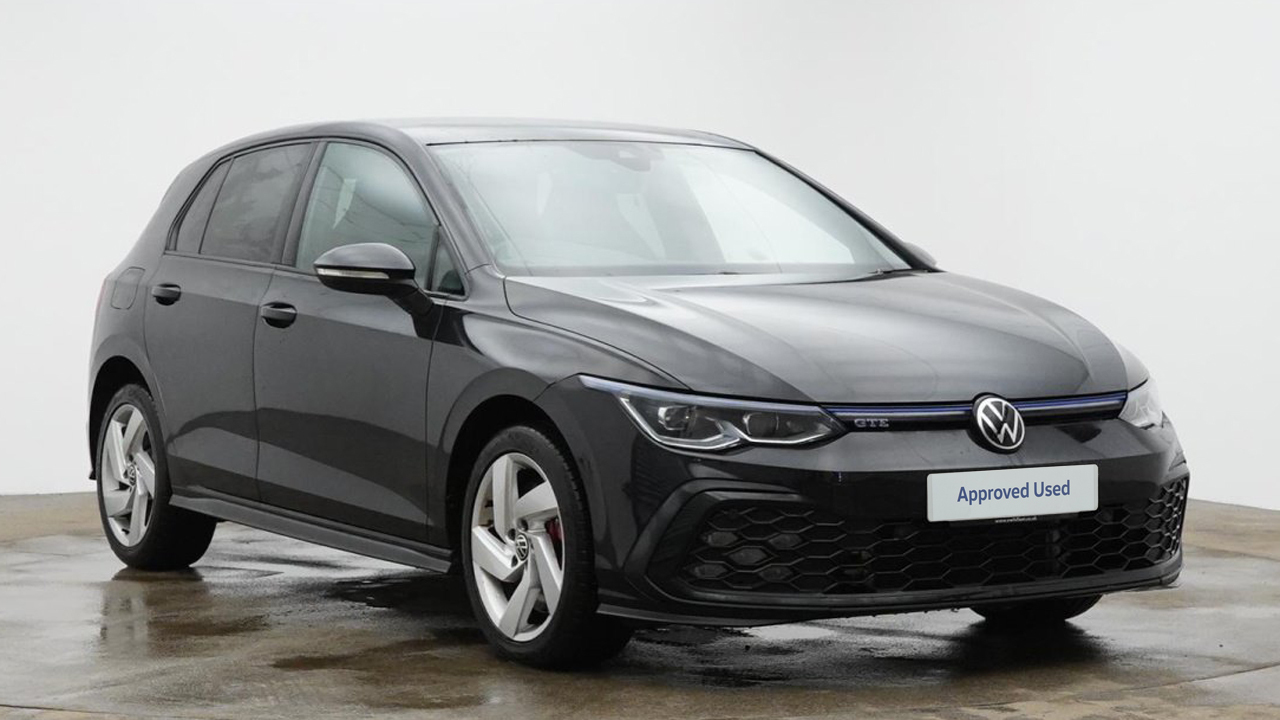 Main listing image - Volkswagen Golf GTE