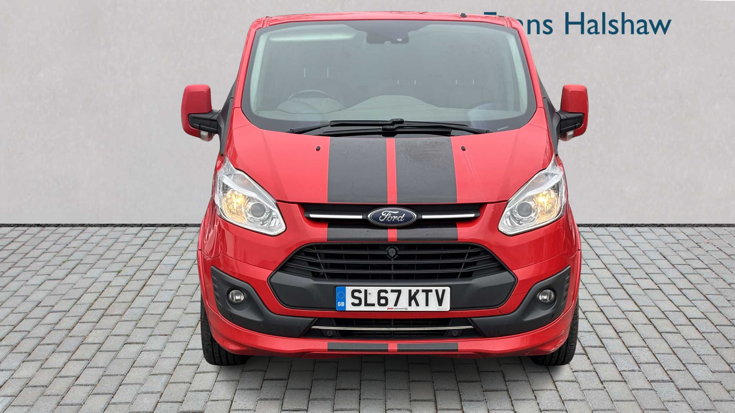 Main listing image - Ford Transit Custom