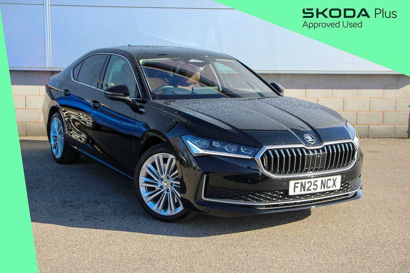 Main listing image - Skoda Superb