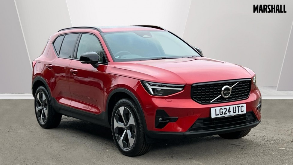 Main listing image - Volvo XC40