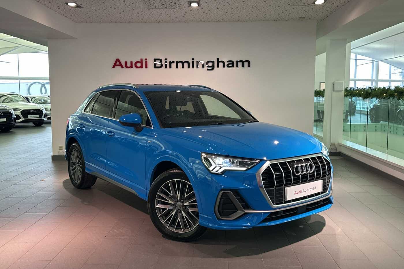 Main listing image - Audi Q3