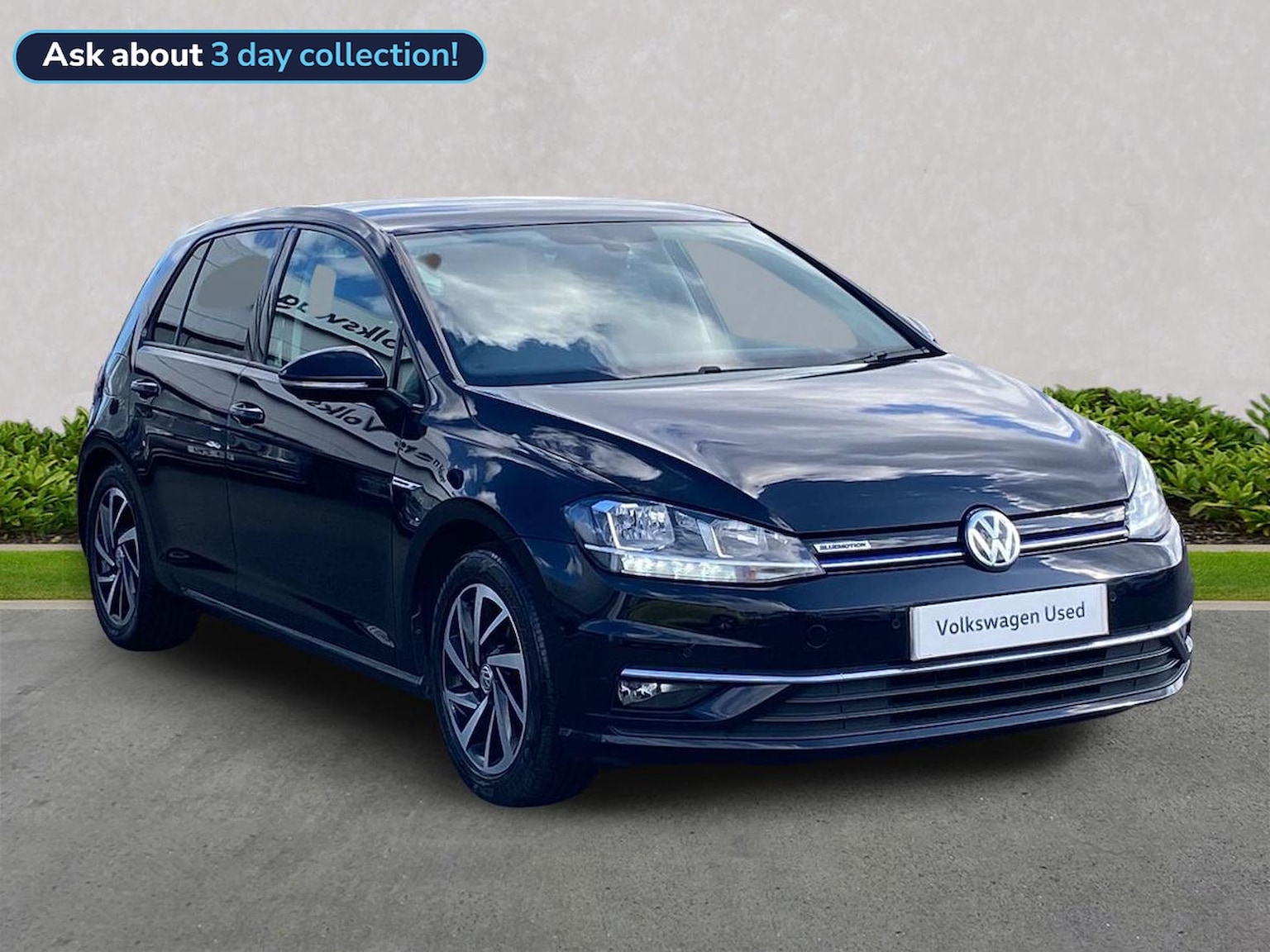 Main listing image - Volkswagen Golf