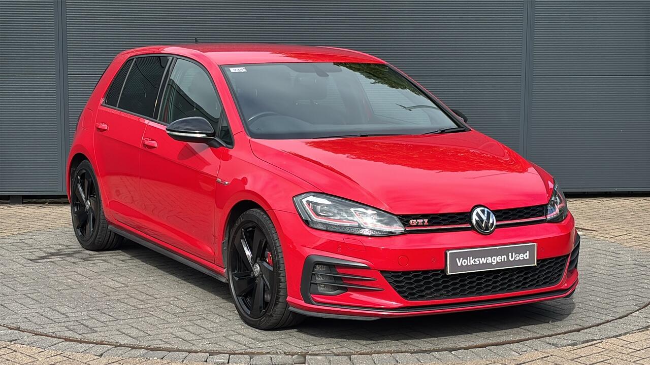 Main listing image - Volkswagen Golf