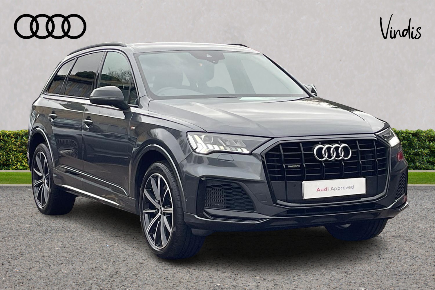 Main listing image - Audi Q7