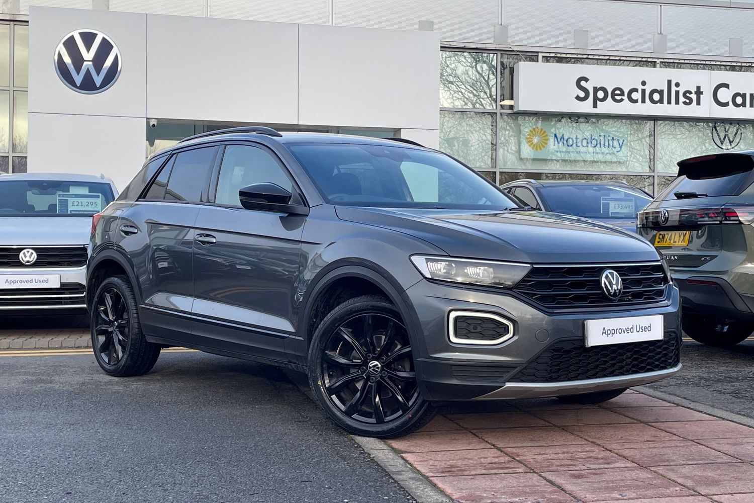 Main listing image - Volkswagen T-Roc