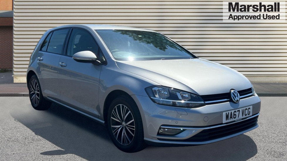 Main listing image - Volkswagen Golf