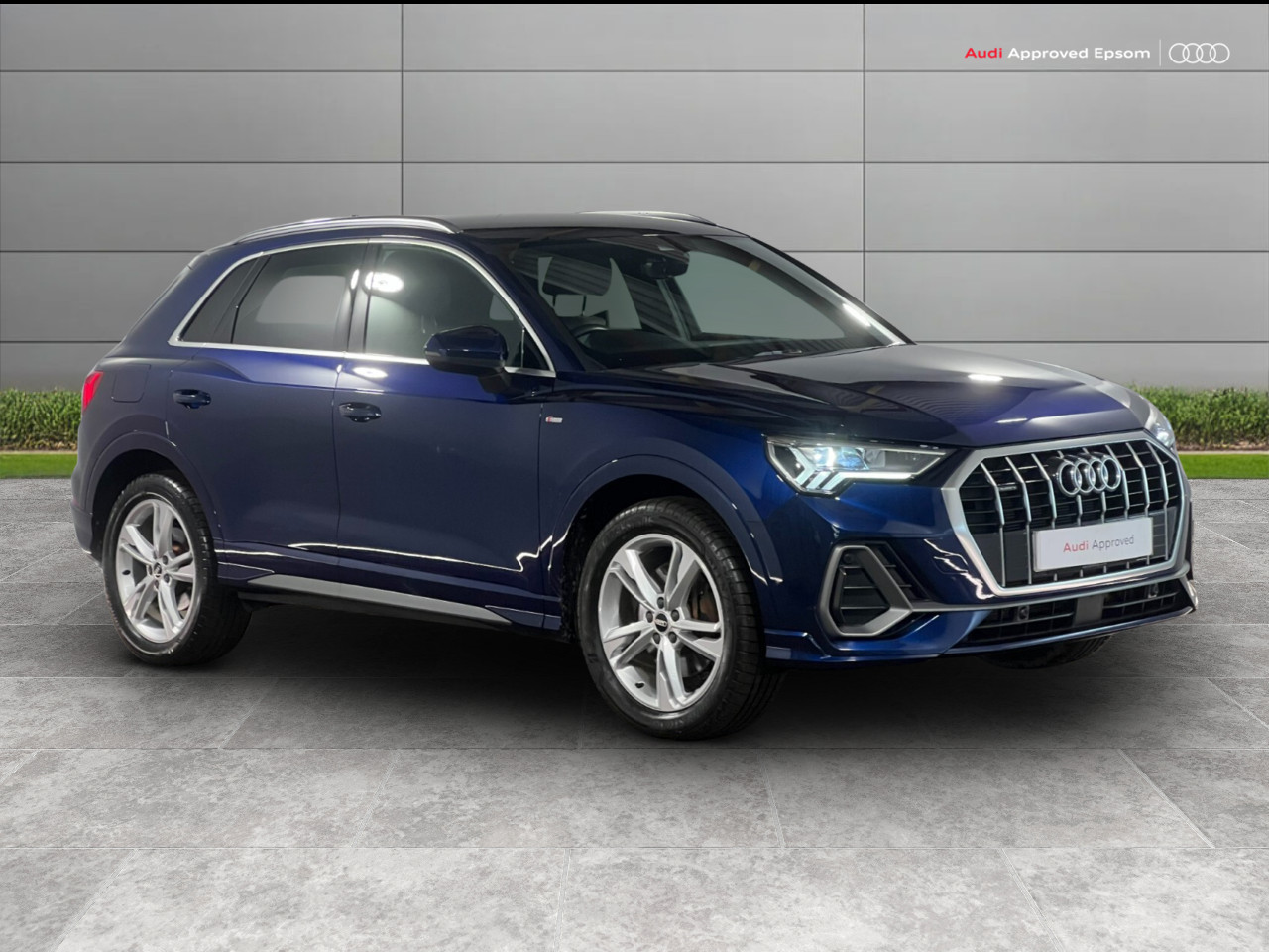 Main listing image - Audi Q3