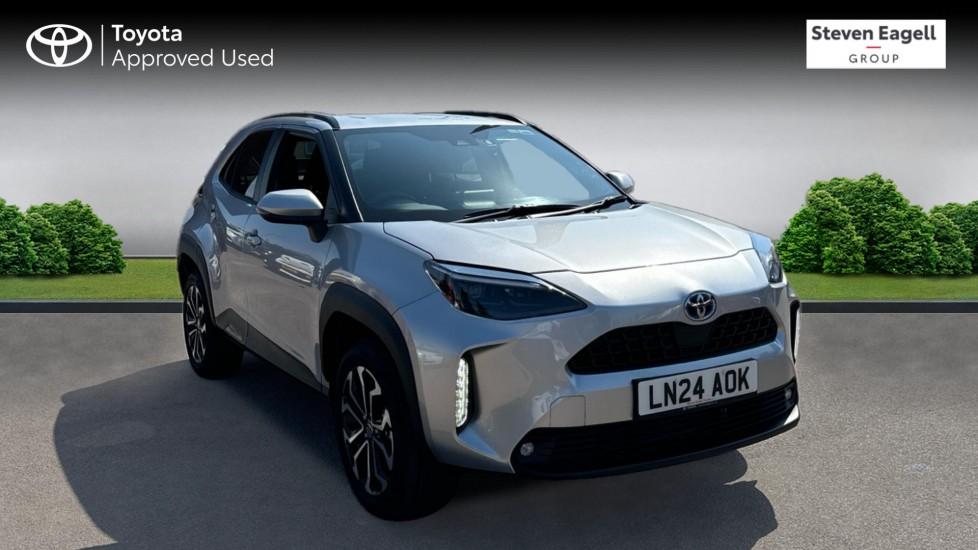 Main listing image - Toyota Yaris Cross