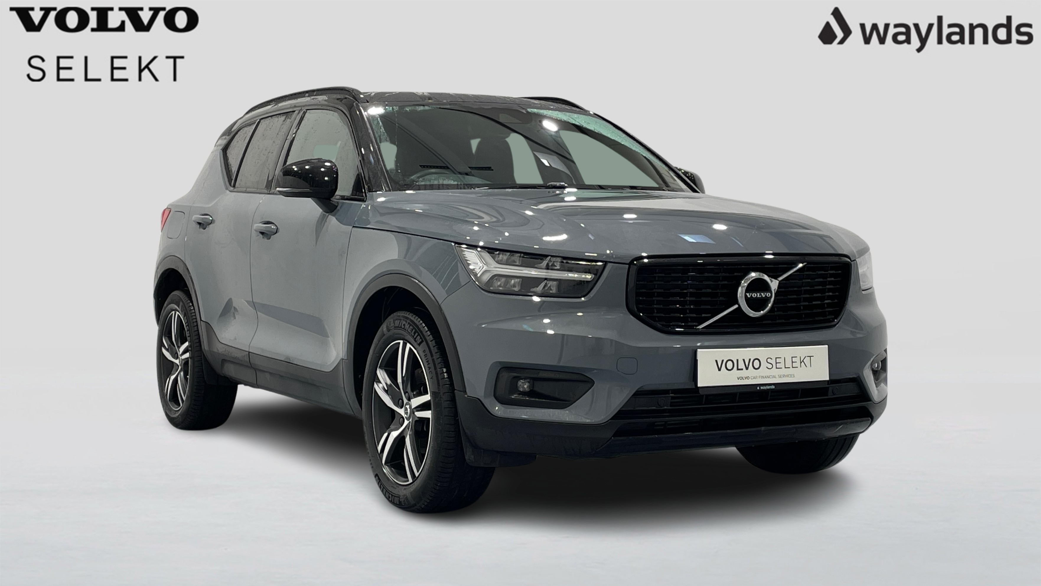 Main listing image - Volvo XC40