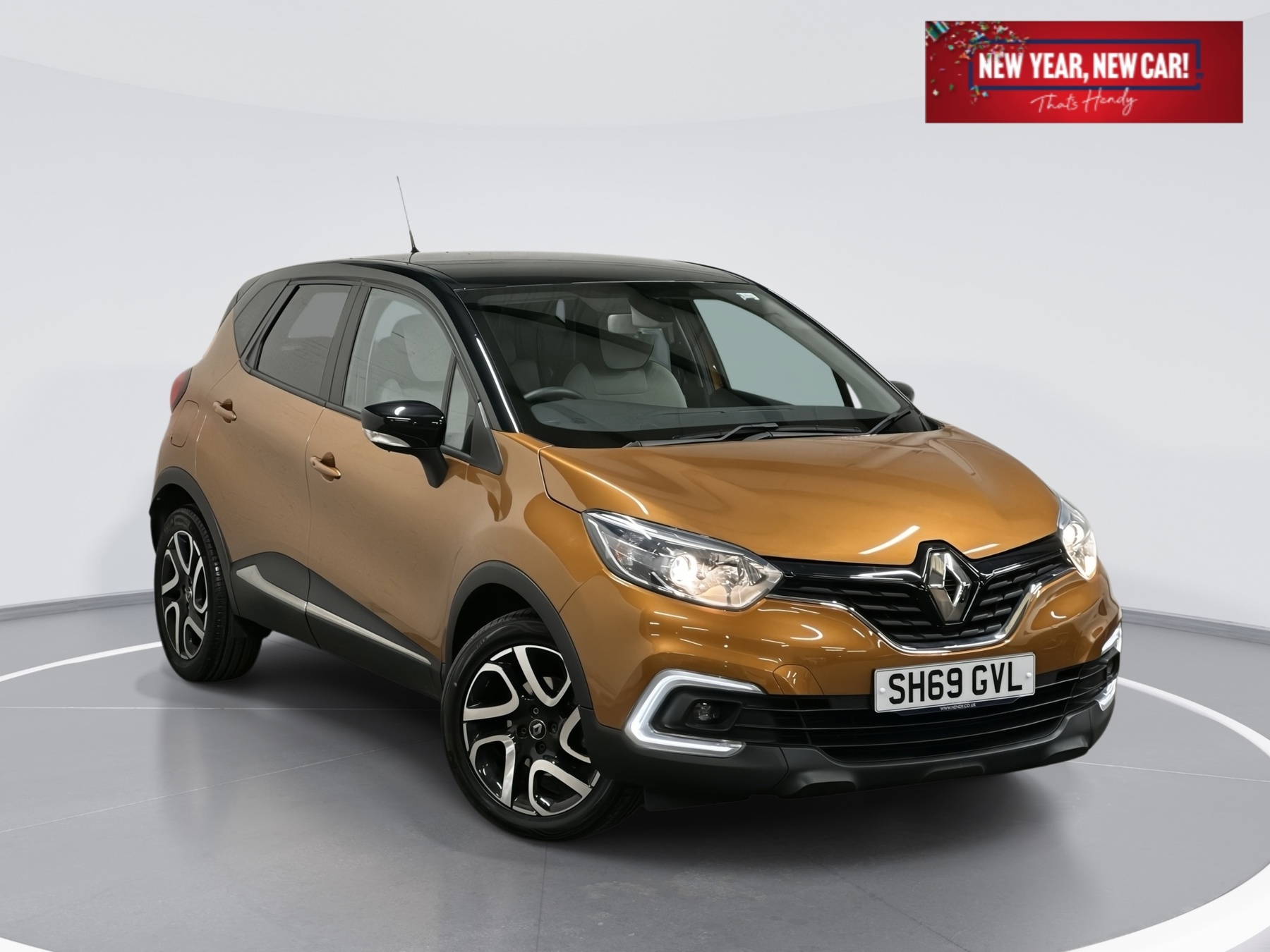 Main listing image - Renault Captur