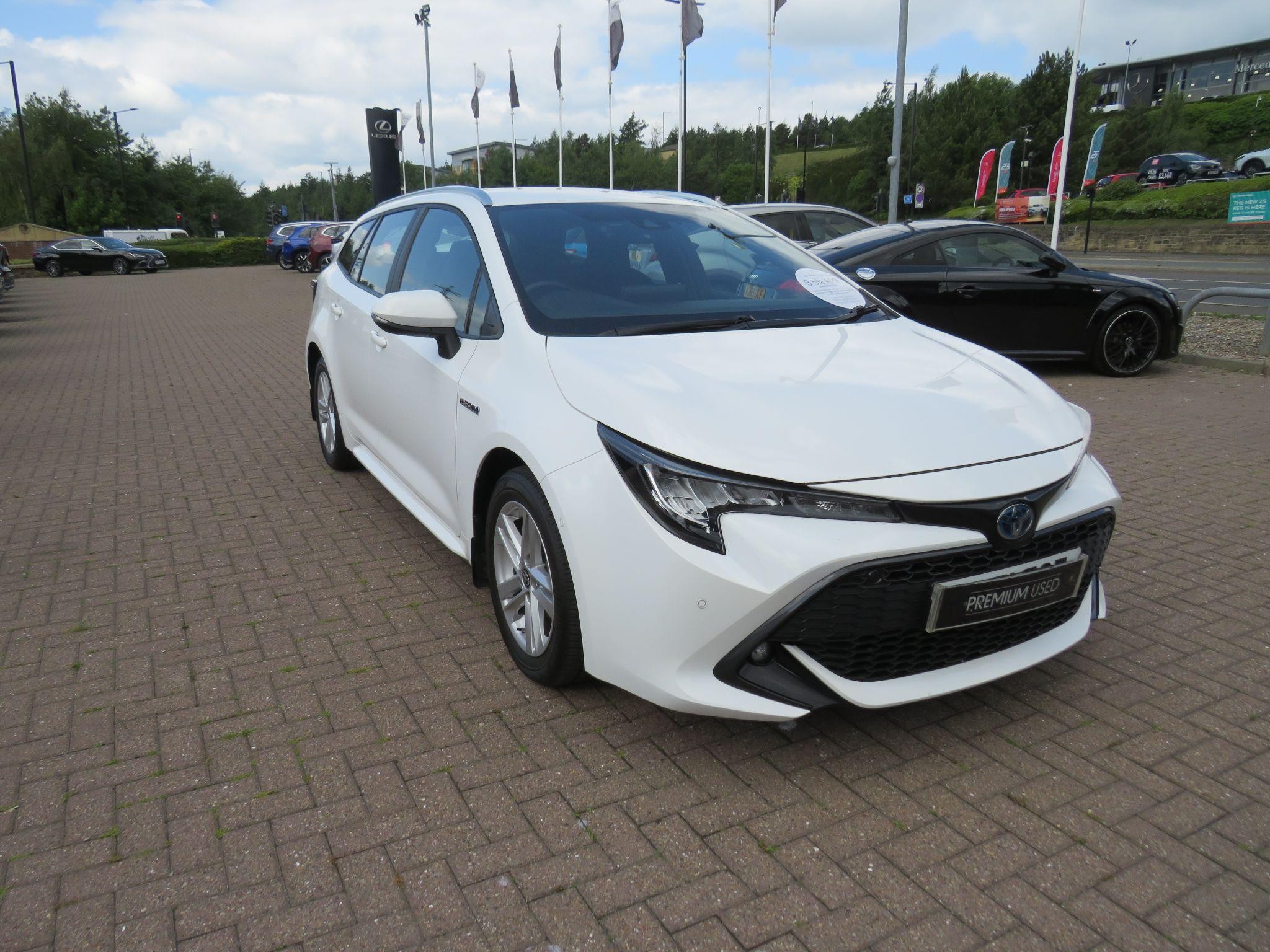 Main listing image - Toyota Corolla Touring Sport