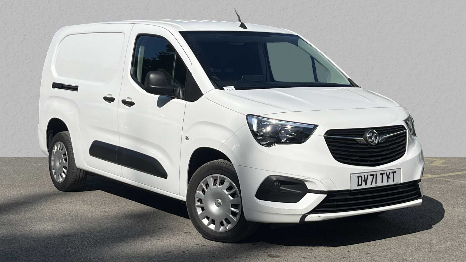 Main listing image - Vauxhall Combo Cargo