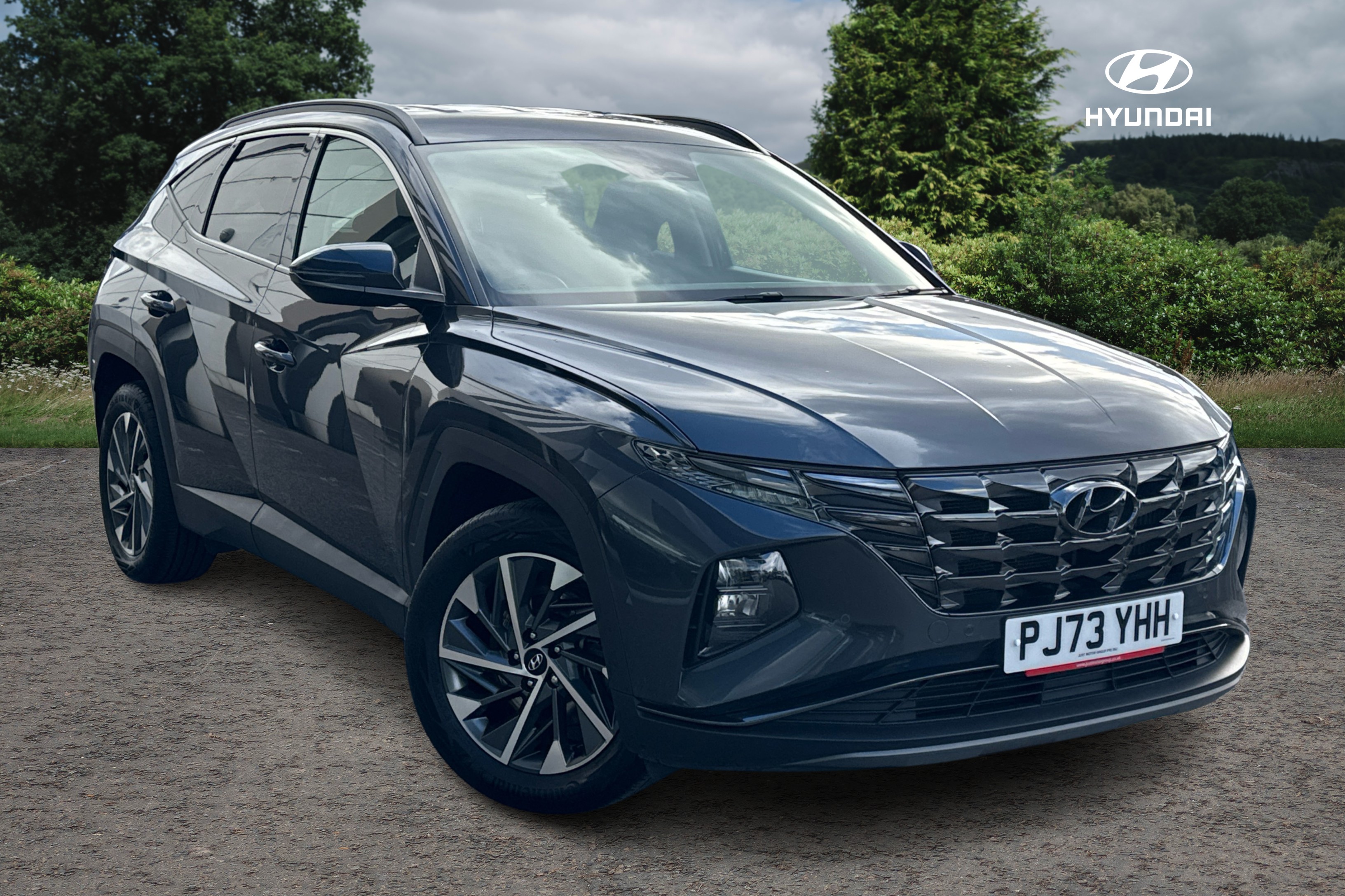 Main listing image - Hyundai Tucson