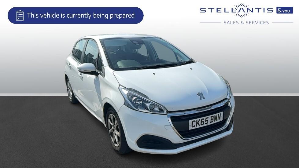 Main listing image - Peugeot 208